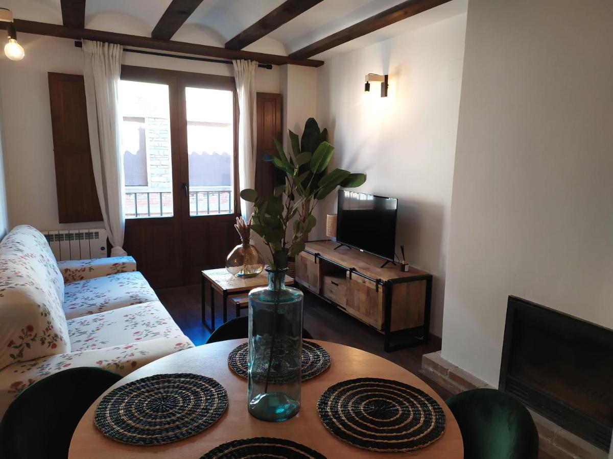 Apartamentos Casa Meme Mora de Rubielos Dış mekan fotoğraf