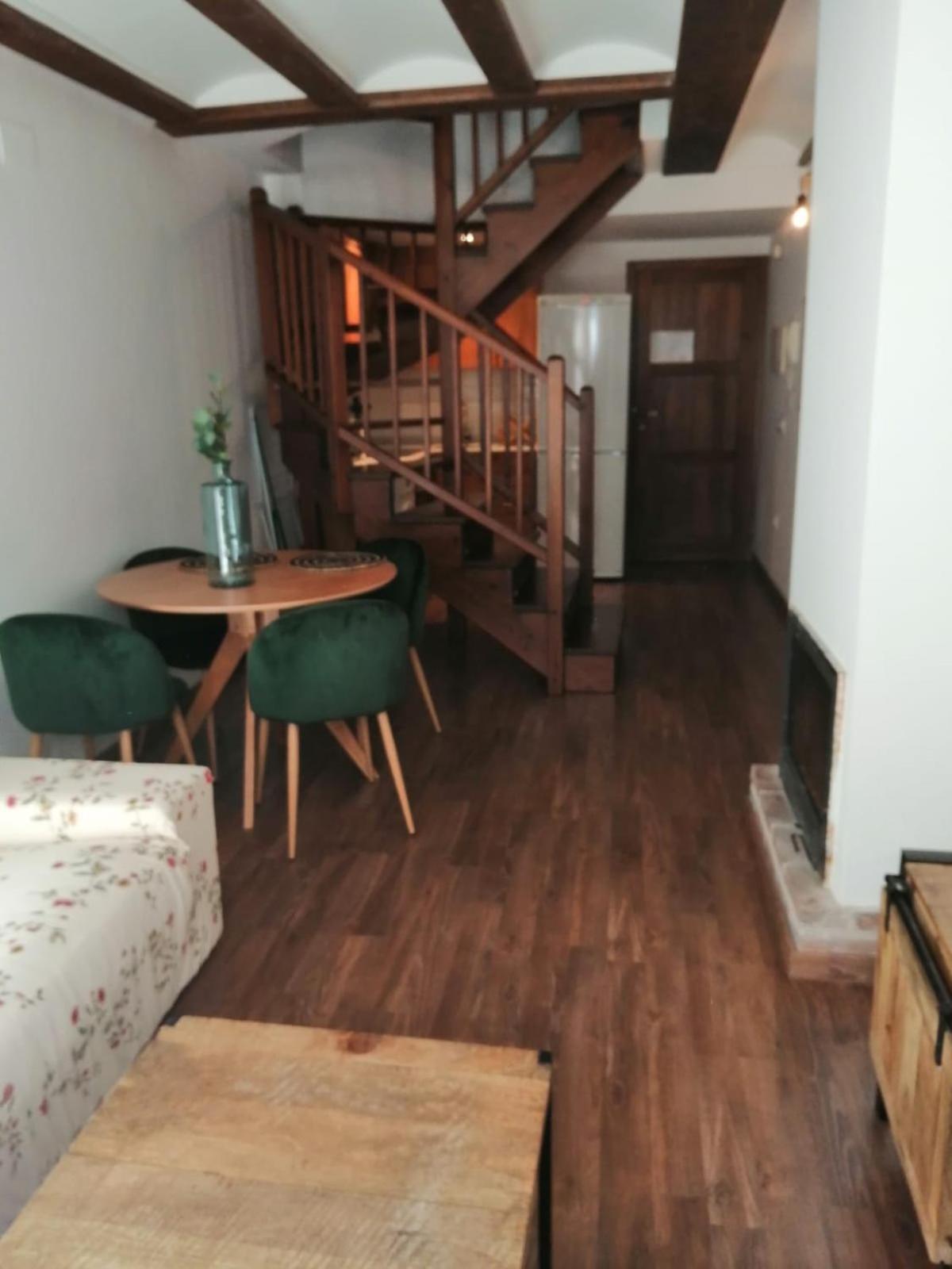 Apartamentos Casa Meme Mora de Rubielos Dış mekan fotoğraf