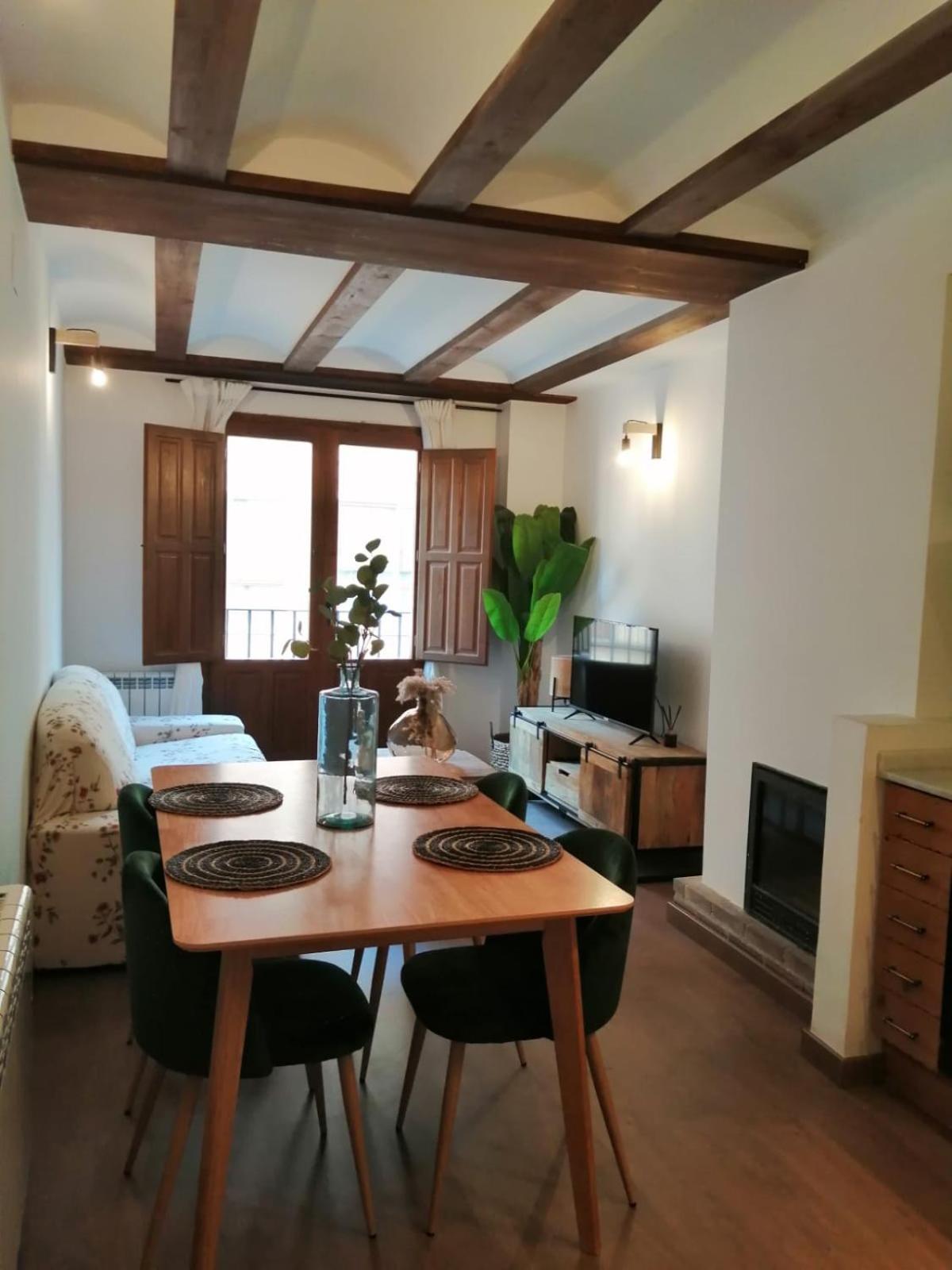 Apartamentos Casa Meme Mora de Rubielos Dış mekan fotoğraf