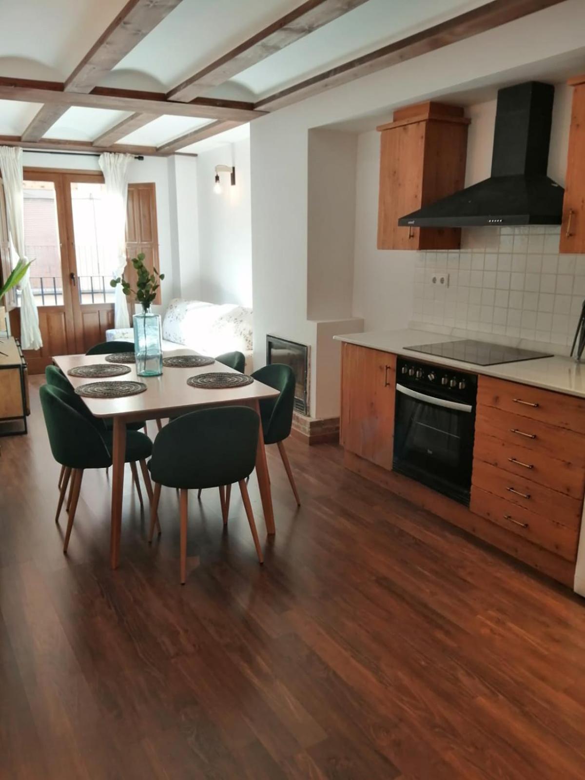 Apartamentos Casa Meme Mora de Rubielos Dış mekan fotoğraf